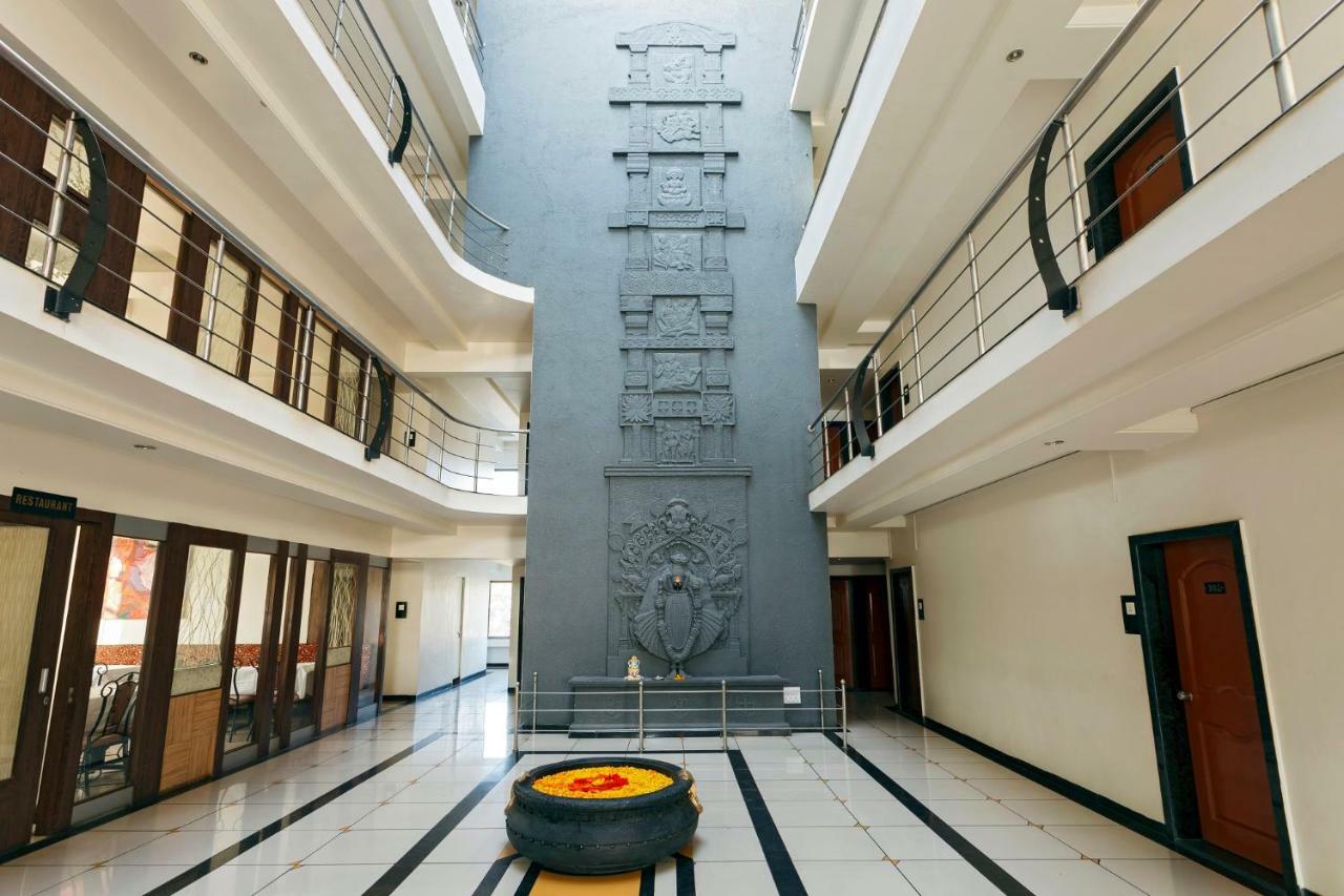 Hotel Vrindavan Deluxe Kolhapur Exterior foto